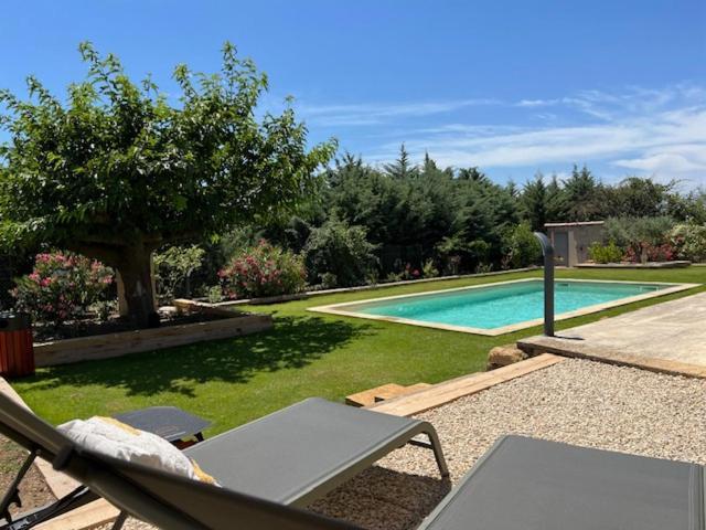 Une Nuit En Luberon Puyvert Экстерьер фото
