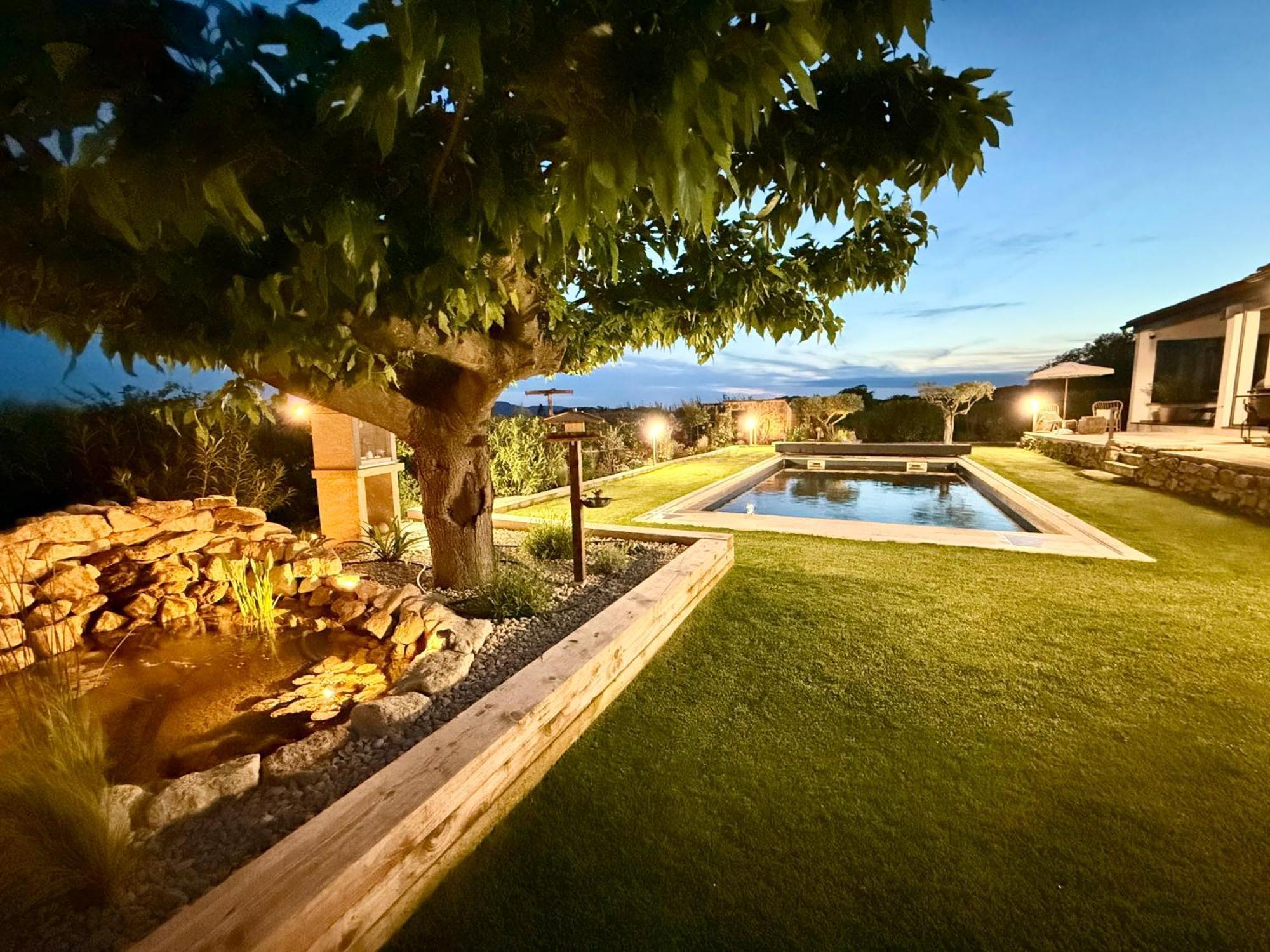 Une Nuit En Luberon Puyvert Экстерьер фото